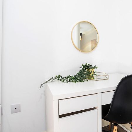 Exclusive One Bedroom Apartment - City Centre - Free Wi-Fi Netflix 셰필드 외부 사진